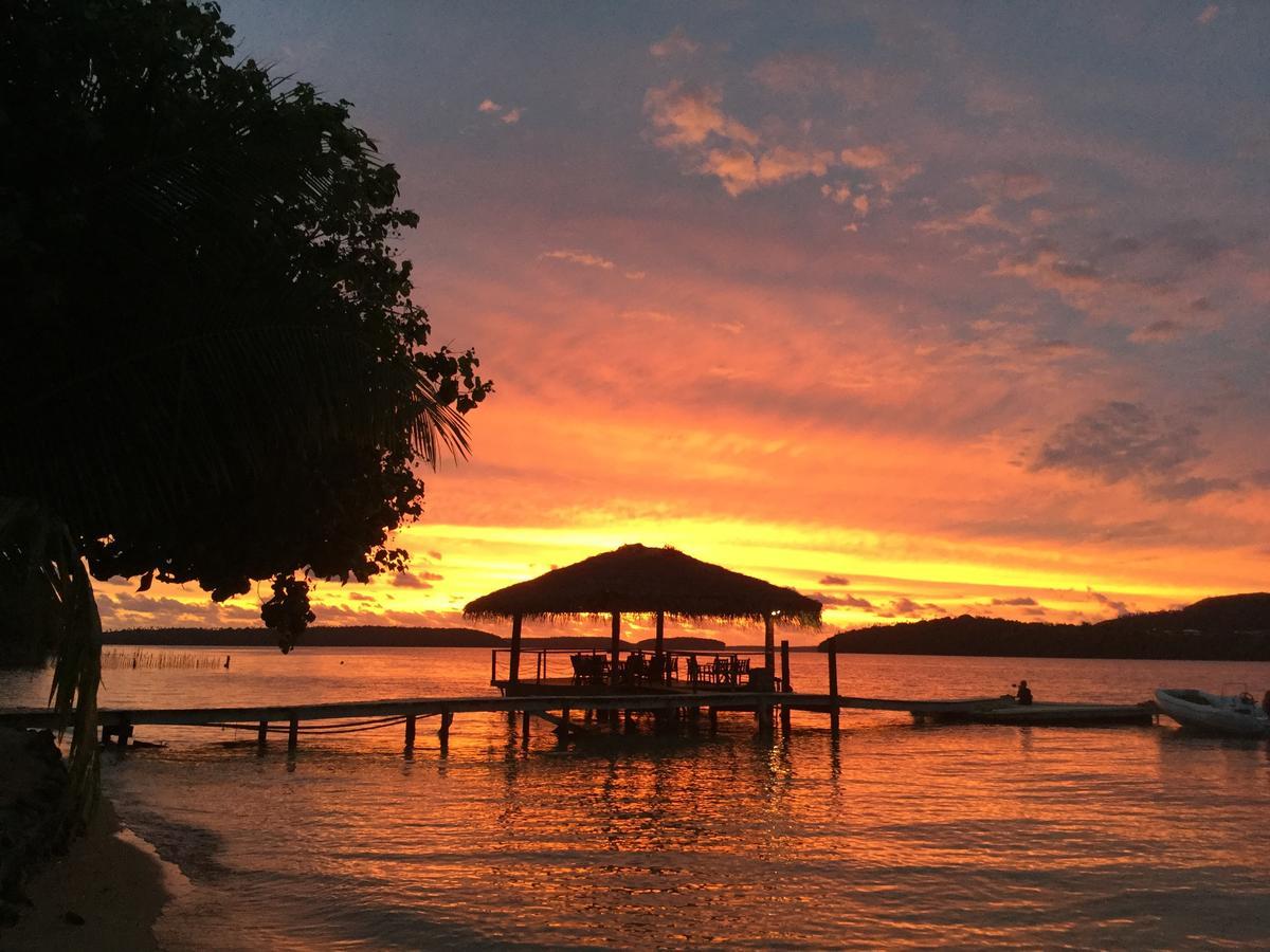 Tongan Beach Resort Utungake Eksteriør billede